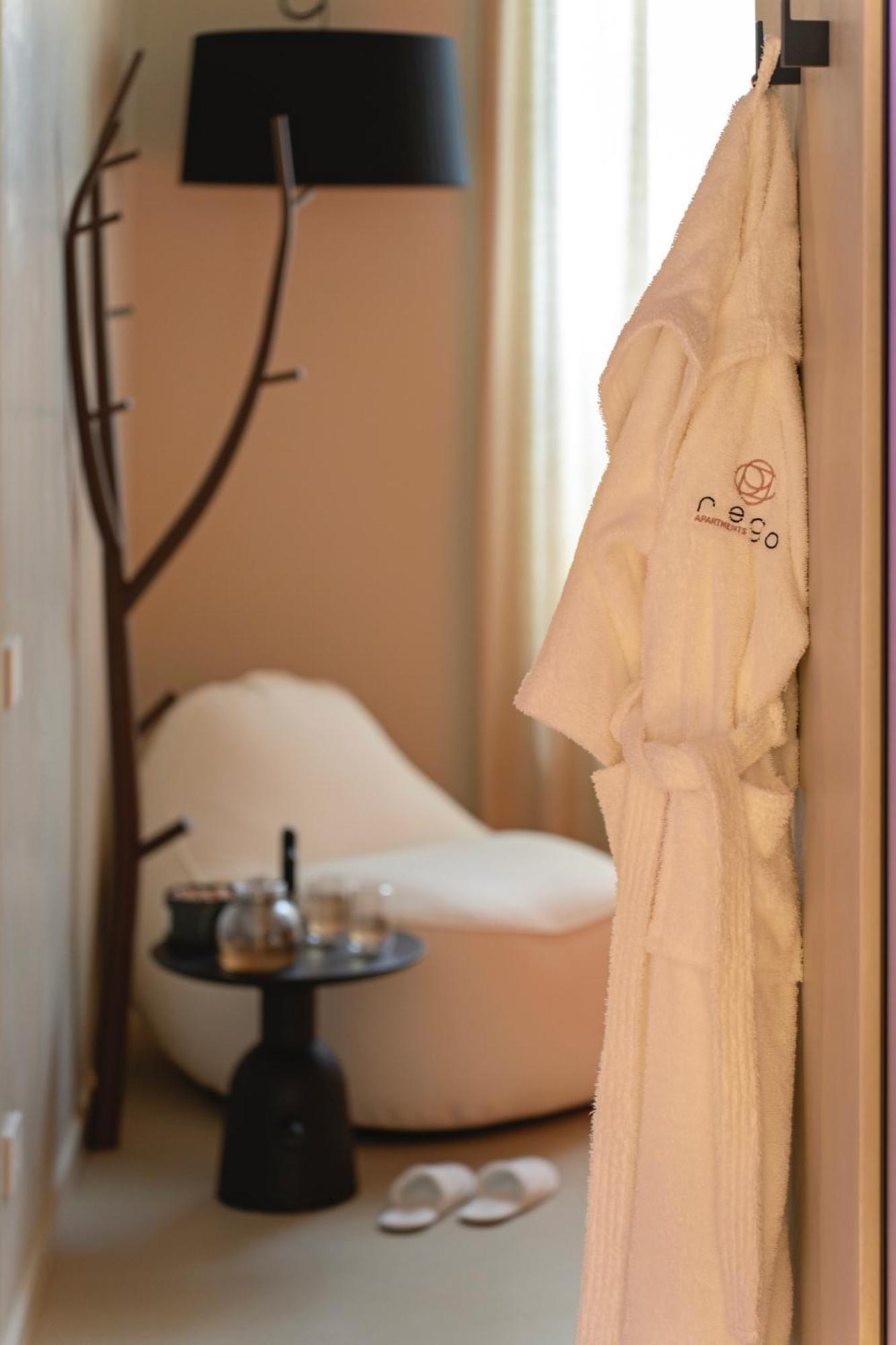 Rego Apartments - Boutique Aparthotel & Serenity Spa With Some Off-Site Apartments In The Heart Of Bergamo City Center Eksteriør bilde